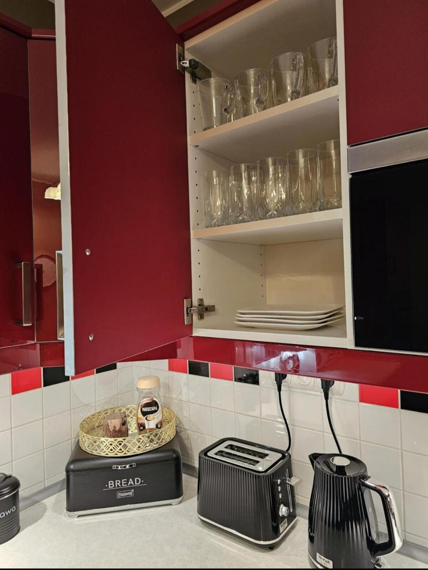 Apartment In Zyrardow 10Min To Suntago 外观 照片