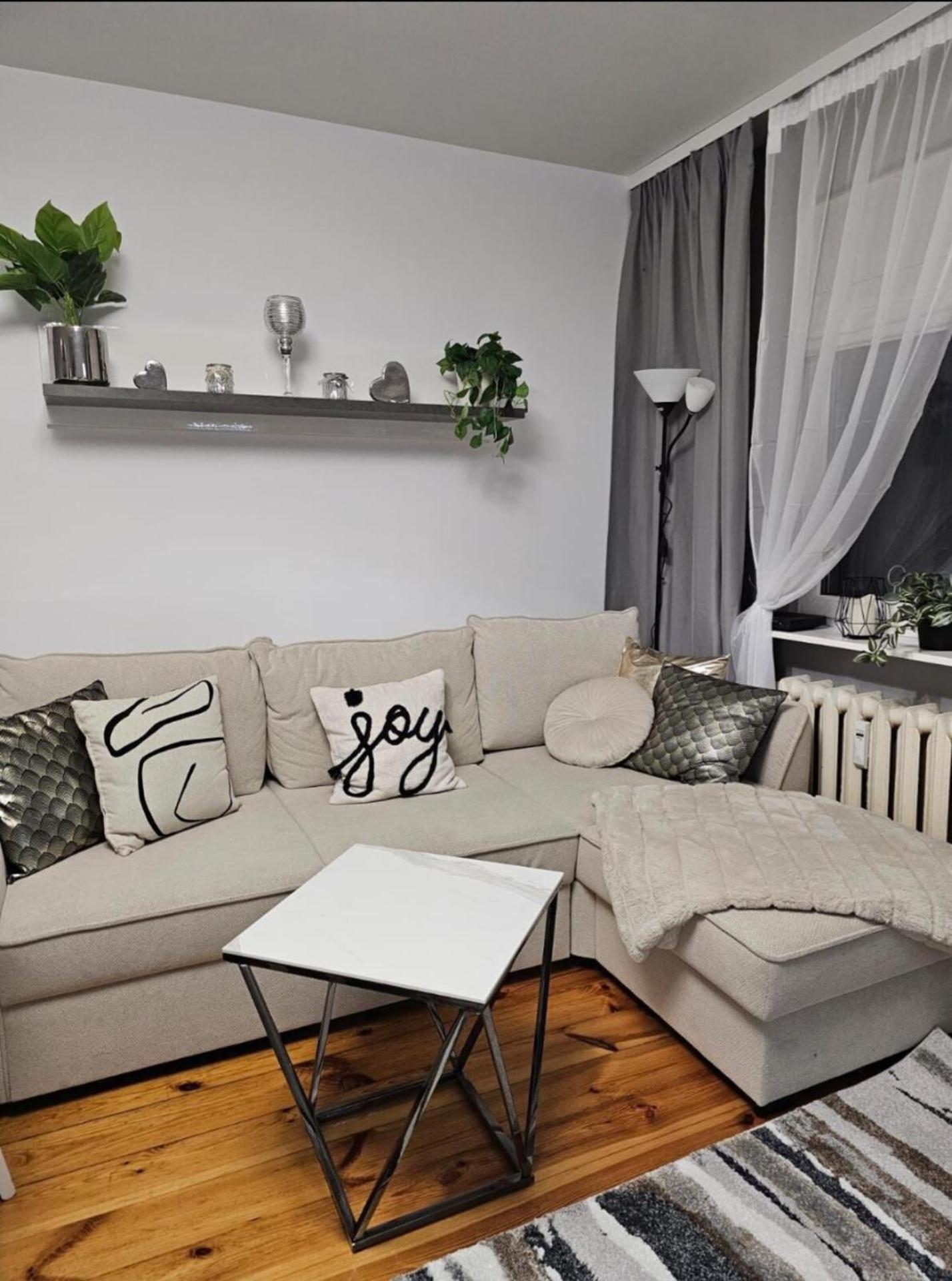 Apartment In Zyrardow 10Min To Suntago 外观 照片
