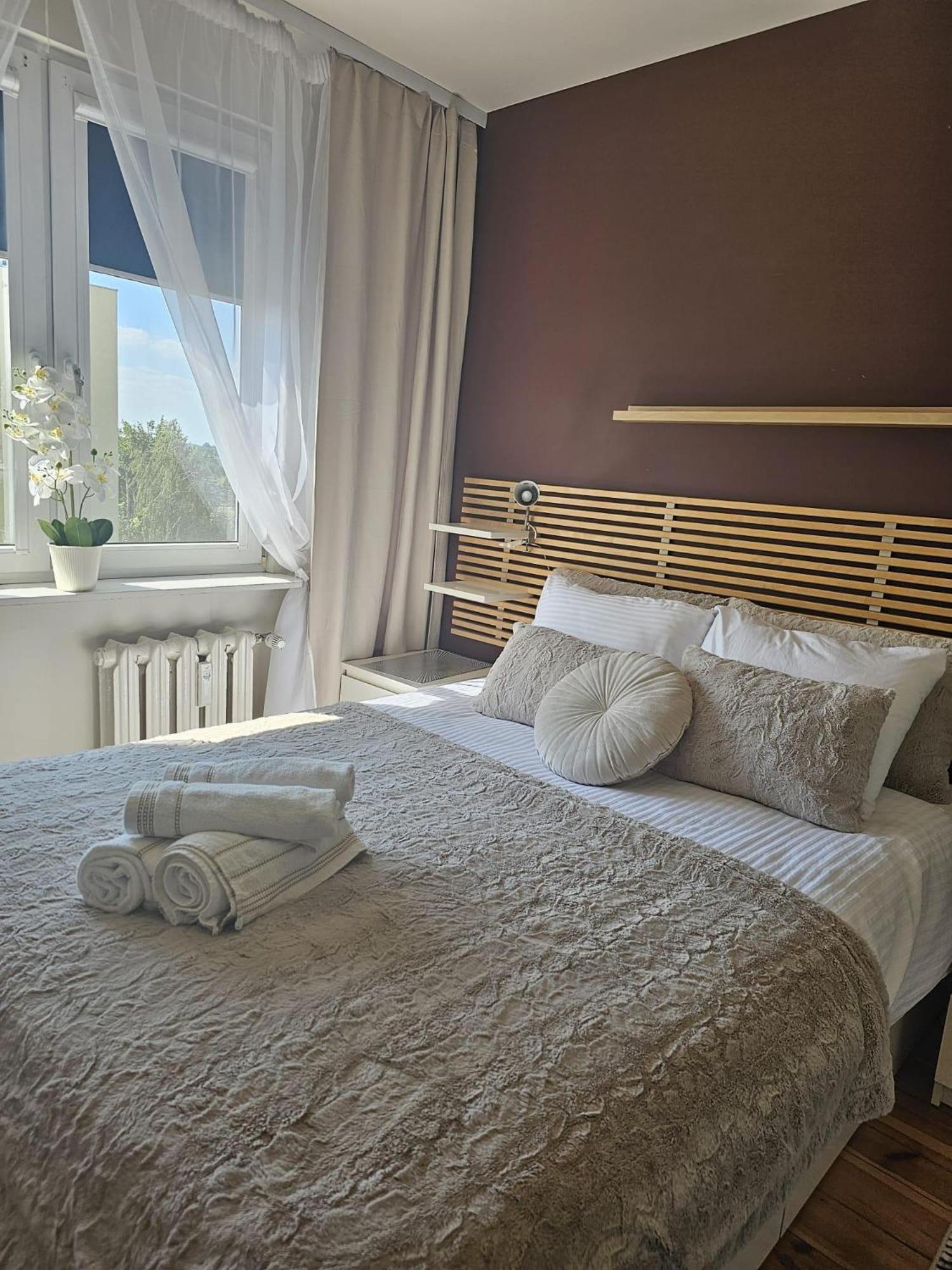 Apartment In Zyrardow 10Min To Suntago 外观 照片